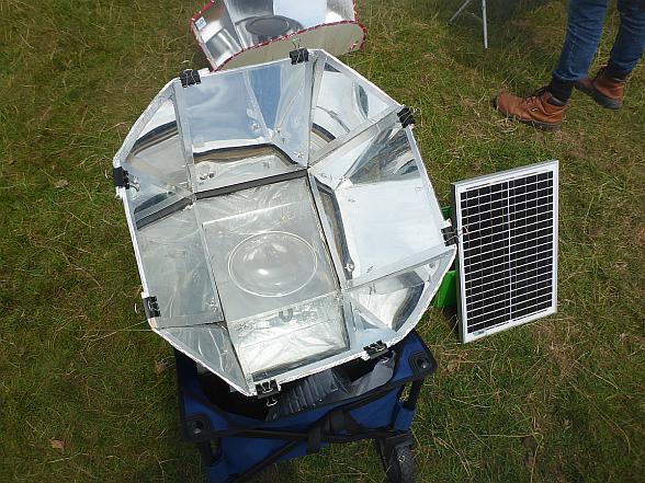 solar/electric hybrid cooker